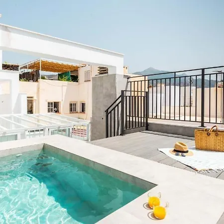 Mercedes Nerja